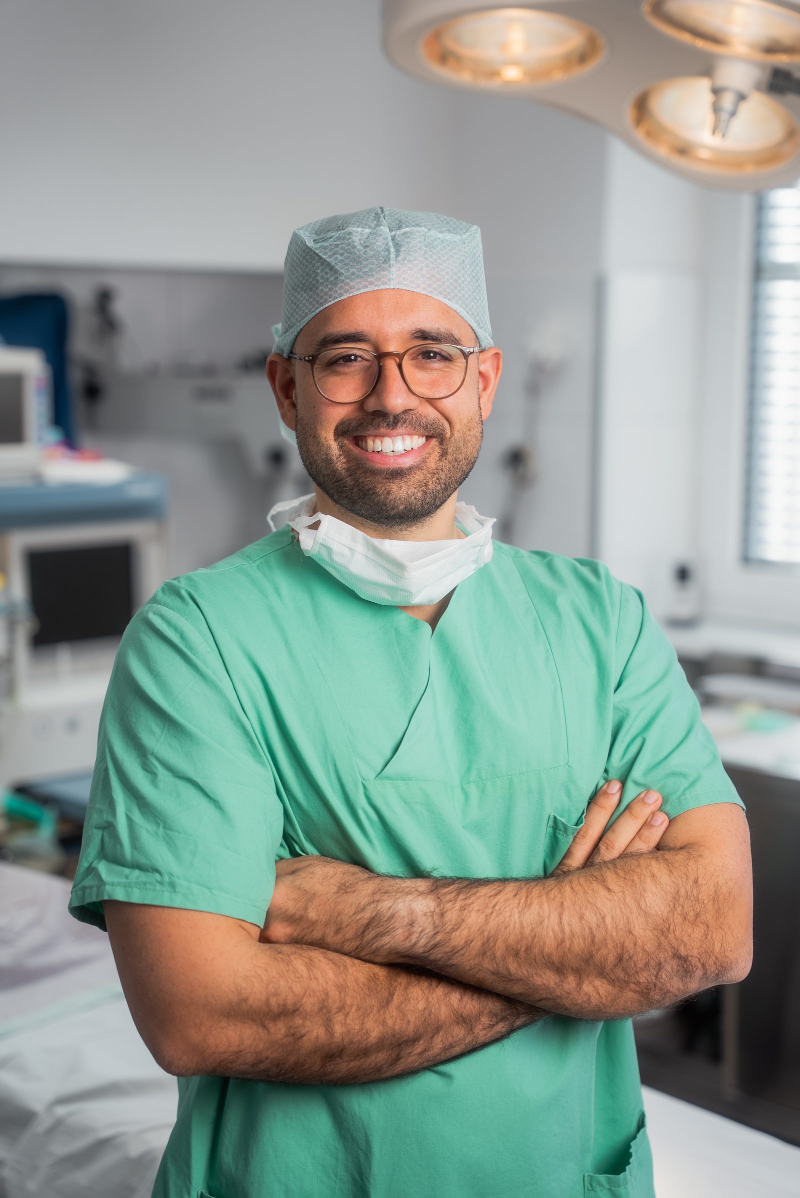 Dr. med. Feroz Afghanyar — Facharzt für Urologie im OP